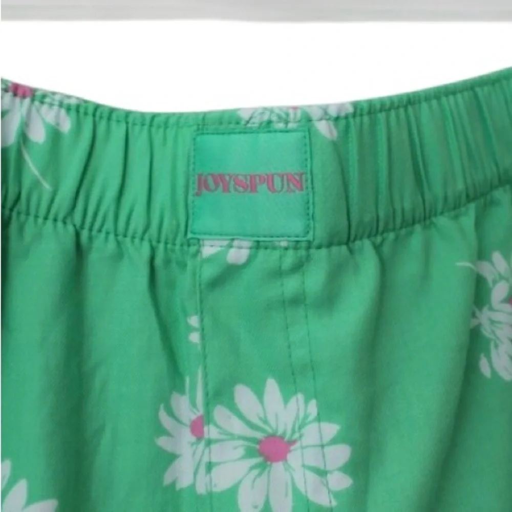 💕5️⃣for25 Joyspun Green and White Floral Athletic Sleep Shorts with pockets NWOT